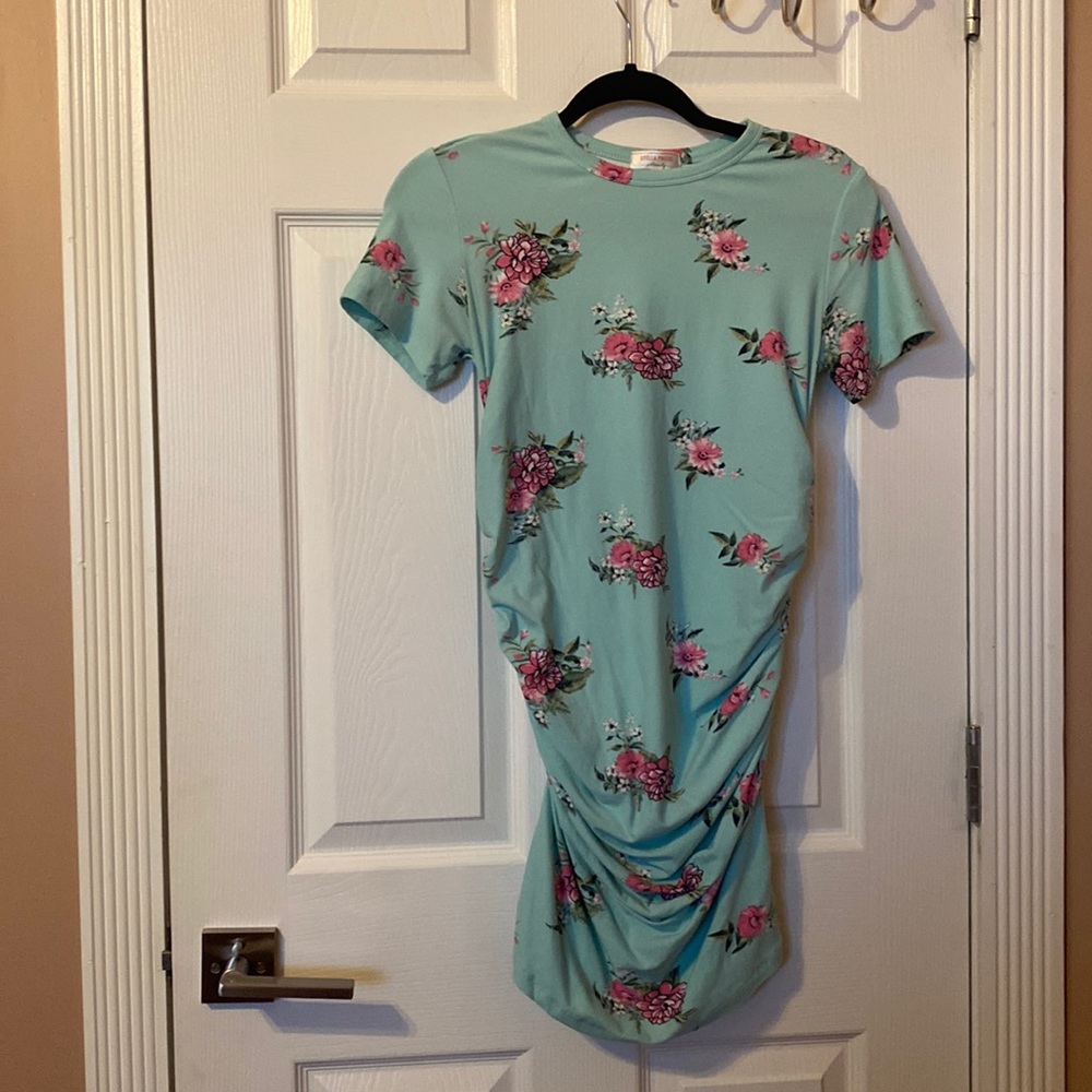 Maternity dress